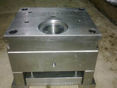 压铸模具材料对模具寿命的影响研究